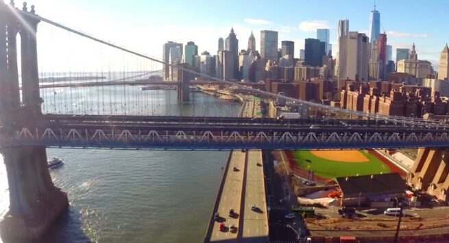 Przelot dronem nad Nowym Jorkiem 4