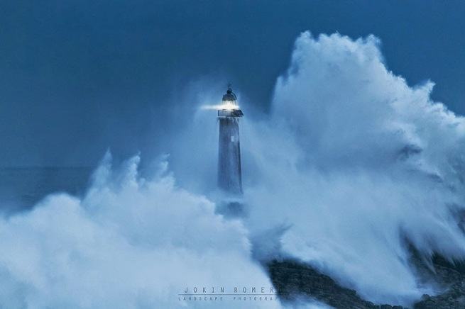 Zapierając dech w piersiach zdjęcia latarni morskich 12